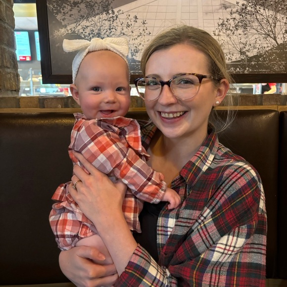 Meet your Posher, Nicole - Picture 13 of 13